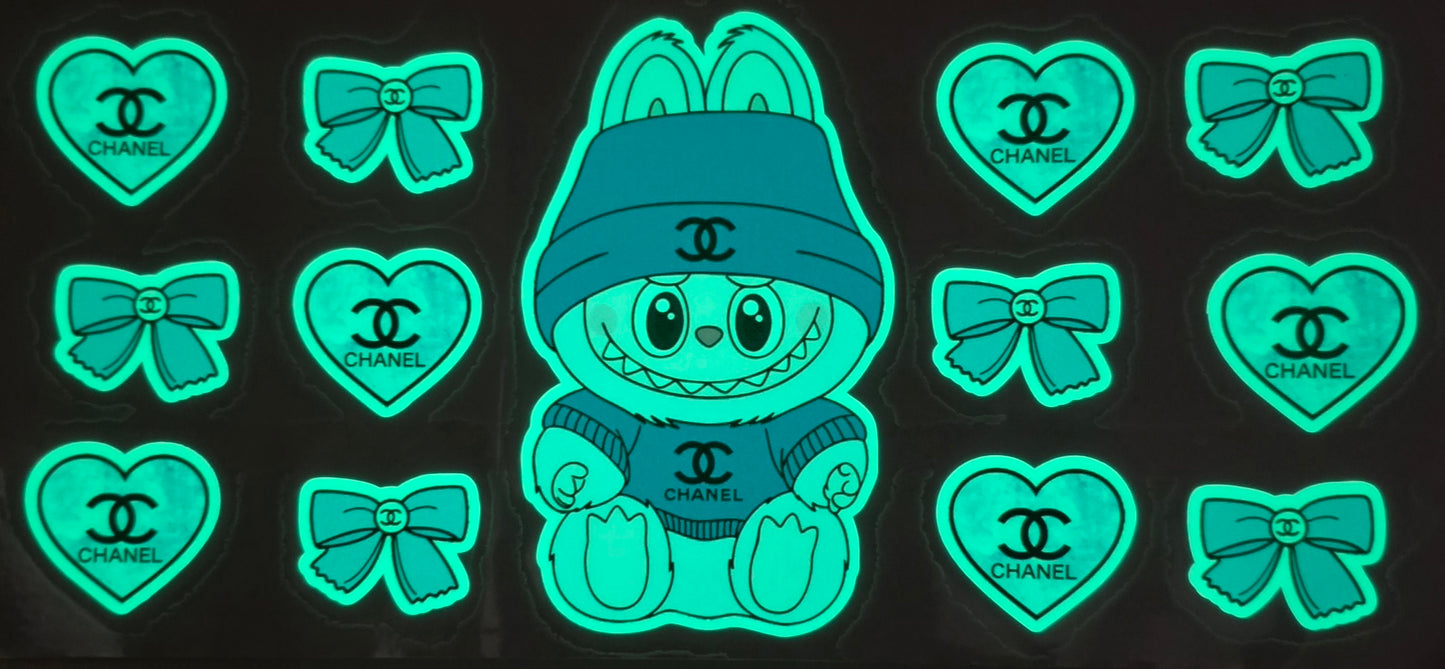 #B9 Glow in the dark